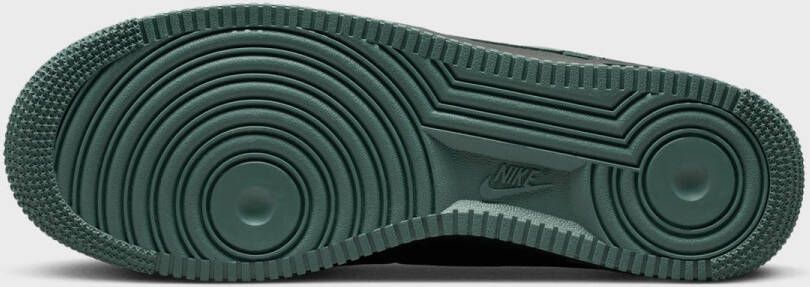 Nike Air Force 1'07 black vintage green Air Force 1 in zwart formaten: 40.5