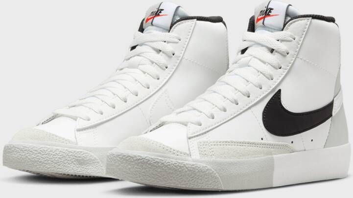 Nike Blazer Mid '77 Se (gs) Basketball Schoenen summit white black light silver maat: 36 beschikbare maaten:36