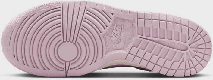 Nike Dunk Low Dunk in lichtroze formaten: 36