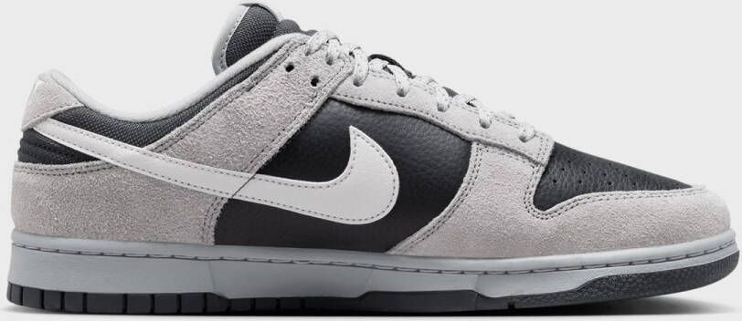 Nike Dunk Low Dunk in grijs formaten: 46