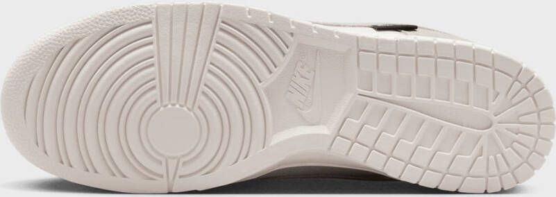Nike Dunk Low Dunk in beige formaten: 44.5