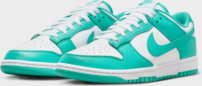 Nike Dunk Low Retro Bttys Basketball Schoenen white clear jade white maat: 42 beschikbare maaten:42