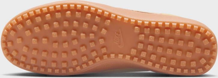 Nike Field General Lifestyle in geel formaten: 36.5