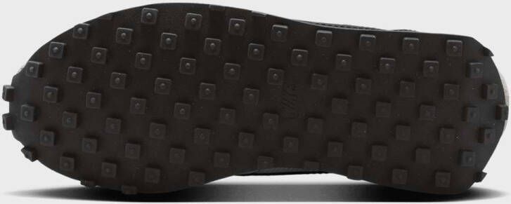 Nike LD-1000 Lifestyle in grijs formaten: 38