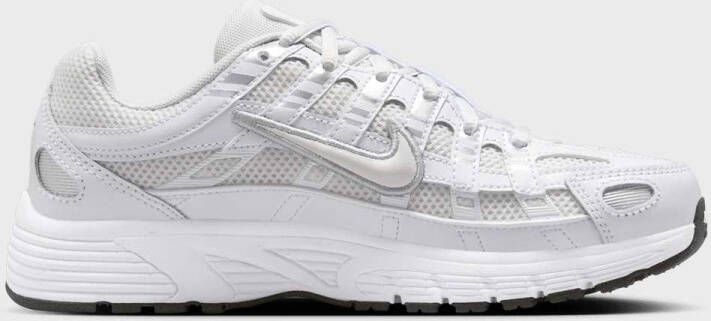Nike P-6000 (GS) Lifestyle in wit formaten: 36