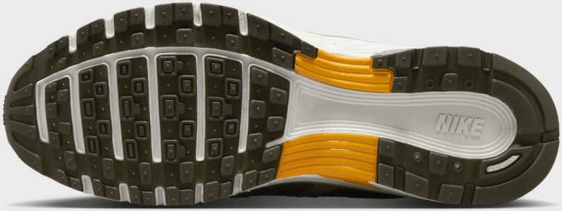 Nike P-6000 in groen formaten: 41