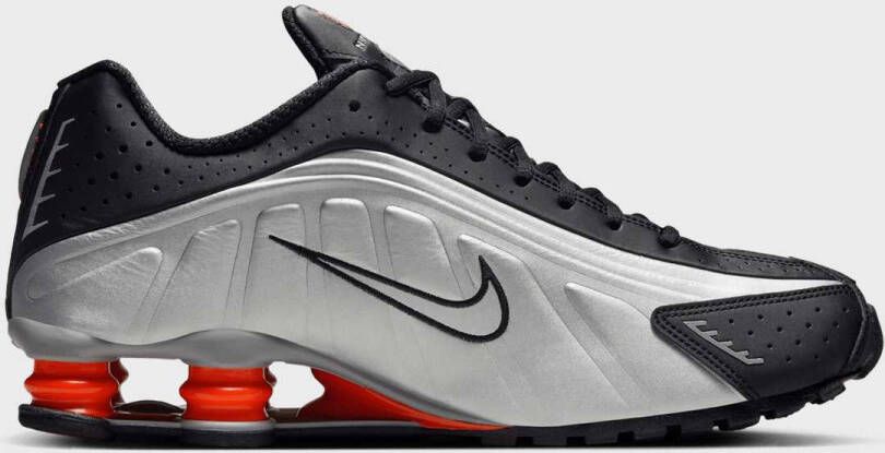 Nike Shox R4 Running in zilver formaten: 43