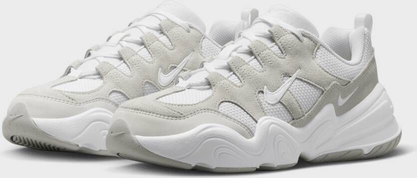 Nike Tech Hera Fashion sneakers Schoenen white white summit white photon dust maat: 42 beschikbare maaten:42