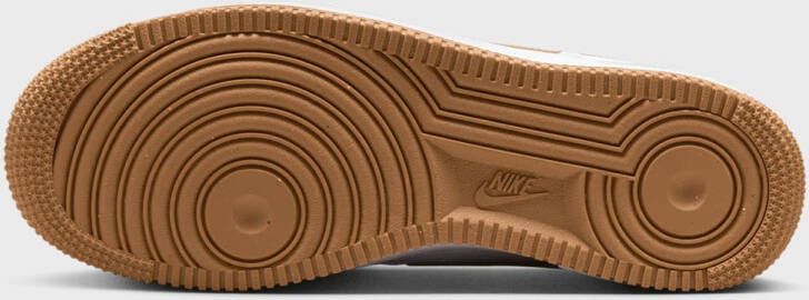 Nike WMNS Air Force 1 '07 Next Nature Air Force 1 in wit formaten: 40.5