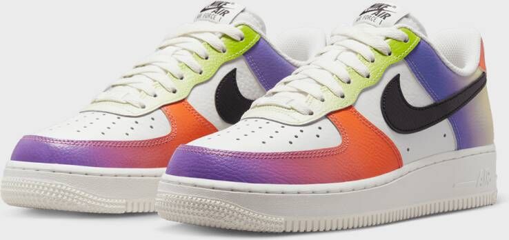 Nike WMNS Air Force 1 '07