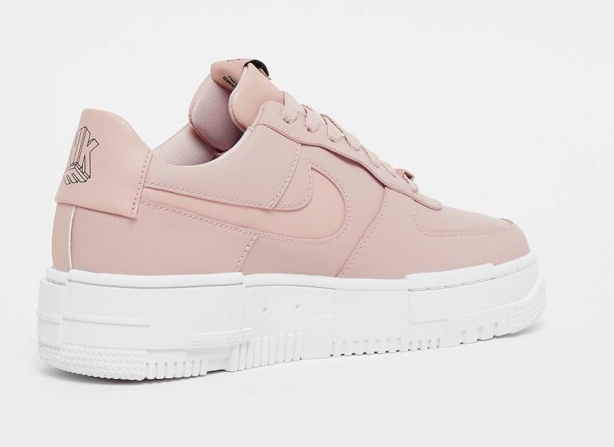 Nike WMNS Air Force 1 Pixel