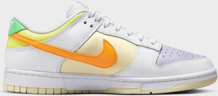 Nike WMNS Dunk Low