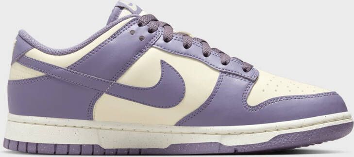 Nike WMNS Dunk Low Dunk in roze formaten: 38.5