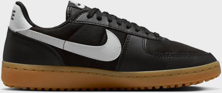 Nike WMNS Field General Lifestyle in zwart formaten: 37.5