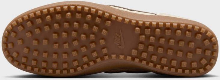 Nike WMNS Field General SE Lifestyle in beige formaten: 36.5