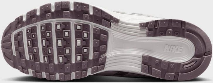 Nike WMNS P-6000 in grijs formaten: 36.5