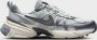 Nike Wmns V2k Run Trendy Sneakers Dames pure platinum mtlc cool grey wolf grey maat: 36.5 beschikbare maaten:36.5 37.5 38.5 39 40.5 41 - Thumbnail 2
