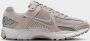 Nike Zoom Vomero 5 Lifestyle in beige formaten: 42.5 - Thumbnail 2