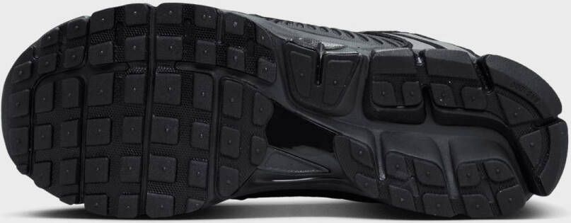 Nike Zoom Vomero 5 Lifestyle in zwart formaten: 41