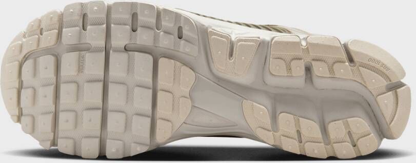 Nike Zoom Vomero 5 Sneakers Schoenen neutral olive black medium olive maat: 42.5 beschikbare maaten:42.5 43 44.5 45 46