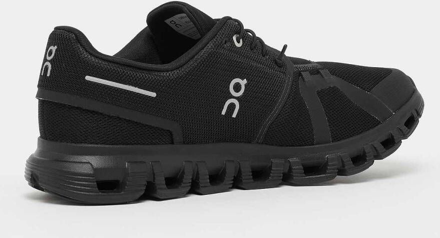 On Cloud 6 Running in zwart formaten: 41