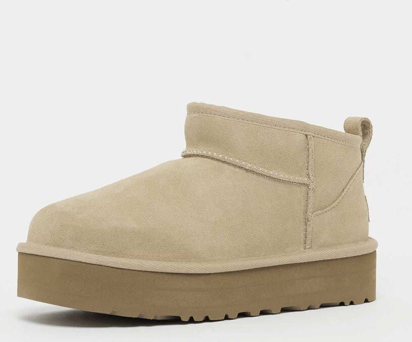 Ugg Classic Ultra Mini Platform sand (GS) Boots in beige formaten: 33.5