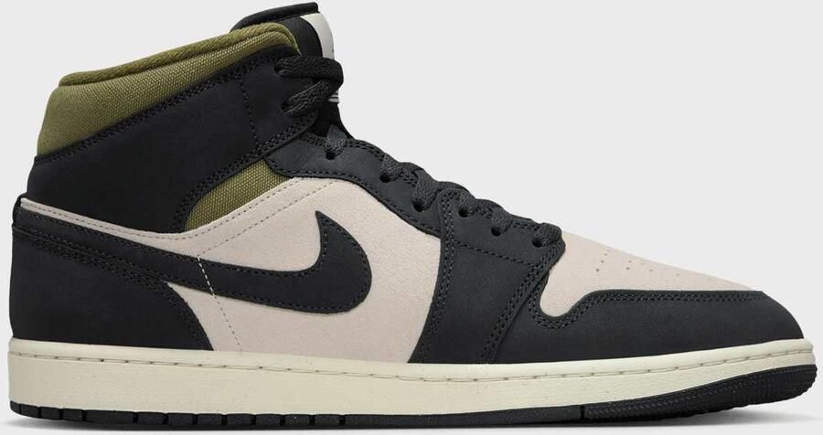 Jordan Air 1 Mid SE Men beige Schoenen
