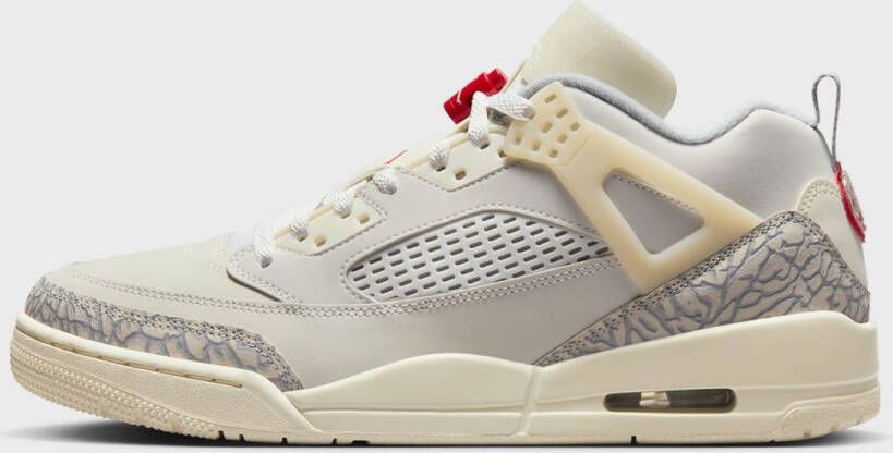Jordan Spizike Low in wit formaten: 41