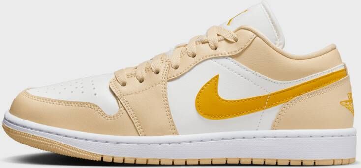 Jordan WMNS Air 1 Low in Beige Oranje