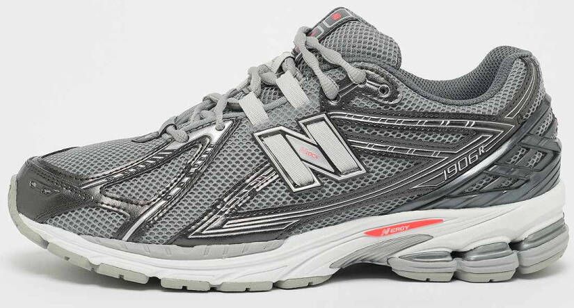 New Balance 1906 Running in grijs formaten: 41.5