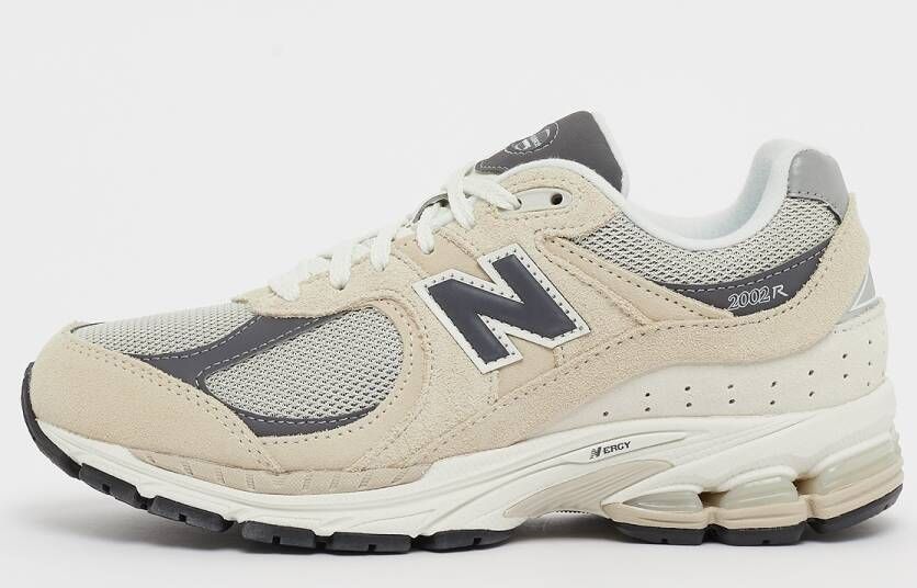 New Balance 2002r Schoenen sandtstone maat: 42.5 beschikbare maaten:42.5 43 44.5 45 46.5