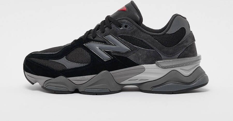 New Balance 9060 Lifestyle in zwart formaten: 38.5