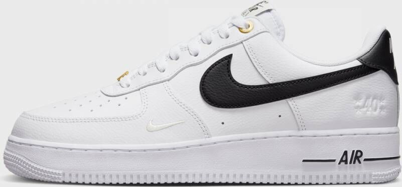Nike Air Force 1 '07 LV8