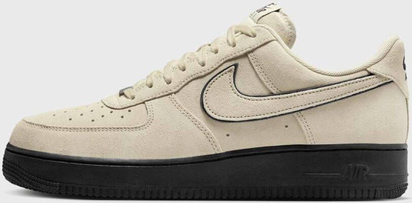 Nike Air Force 1`07 LV8 men 1 beige Schoenen