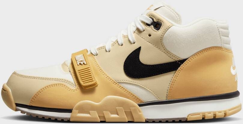 Nike Air Trainer 1 Basketball Schoenen coconut milk black team gold sail maat: 40 beschikbare maaten:40.5 41 42.5 43 44.5 45 46 - Foto 4