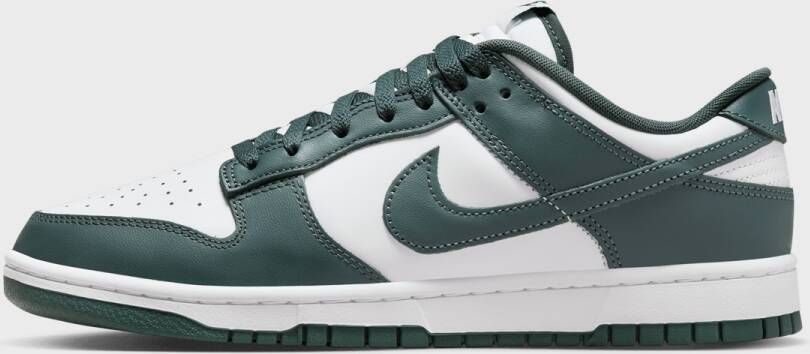 Nike Dunk Low Retro in Groen