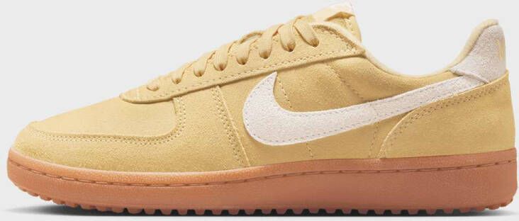 Nike Field General Lifestyle in geel formaten: 36.5