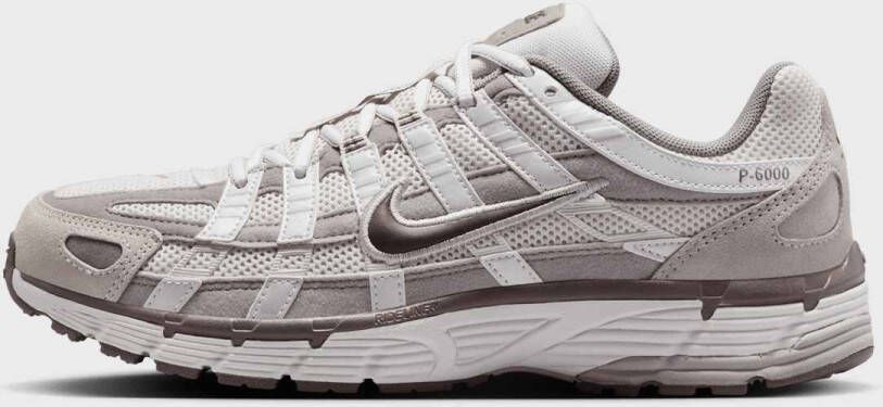 Nike P-6000 in beige formaten: 42.5