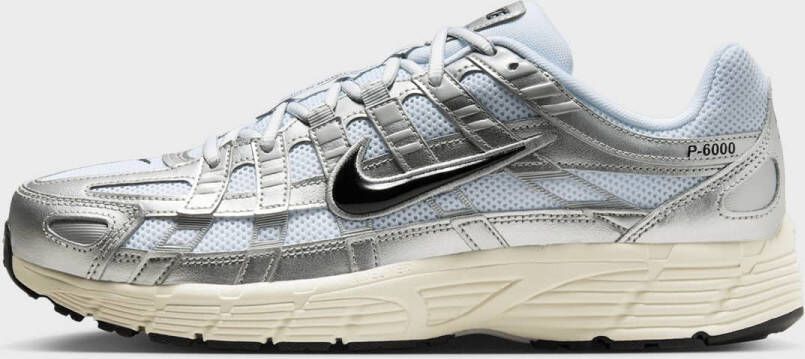 Nike P-6000 in zilver formaten: 42
