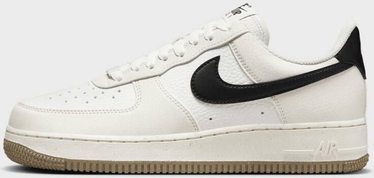 Nike WMNS Air Force 1 '07 Air Force 1 in wit formaten: 36.5