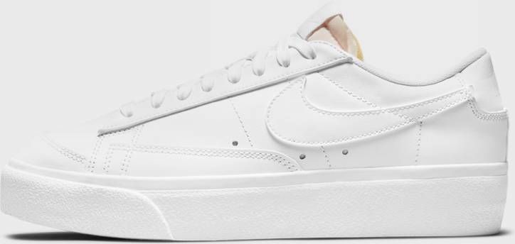 Nike Wmns Blazer Low Platform Basketball Schoenen white white black maat: 39 beschikbare maaten:37.5 38.5 39 40.5 36.5 42 - Foto 8