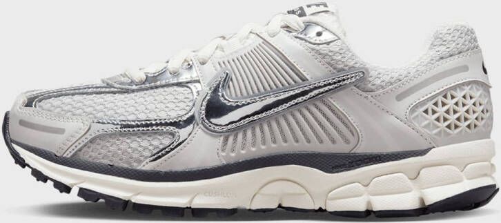 Nike Wmns Zoom Vomero 5 Trendy Sneakers Dames photon dust chrome gridiron sail maat: 36.5 beschikbare maaten:36.5 37.5 38.5 39 40.5 41
