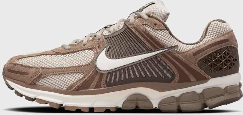 Nike Zoom Vomero 5 Lifestyle in bruin formaten: 45.5