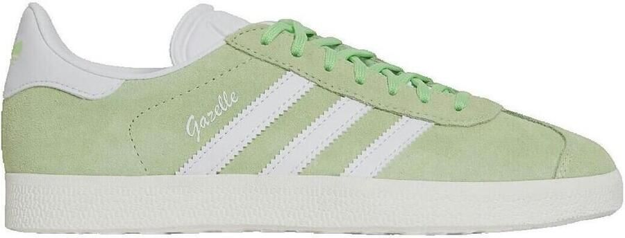 Adidas Gazzelle Sneakers in Semi Green Spark Green Heren