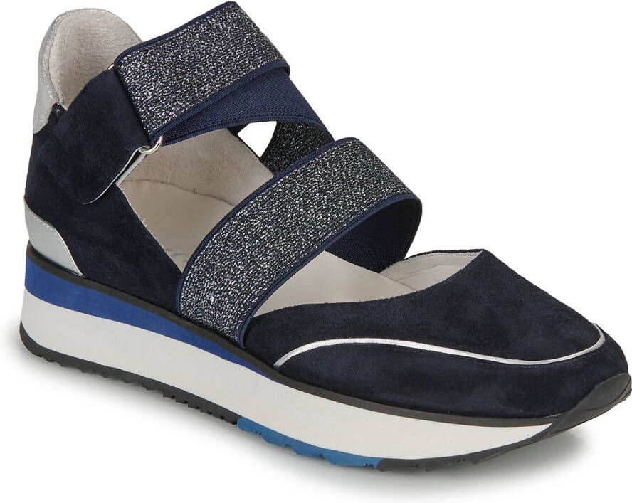 Adige Lage Sneakers XARI