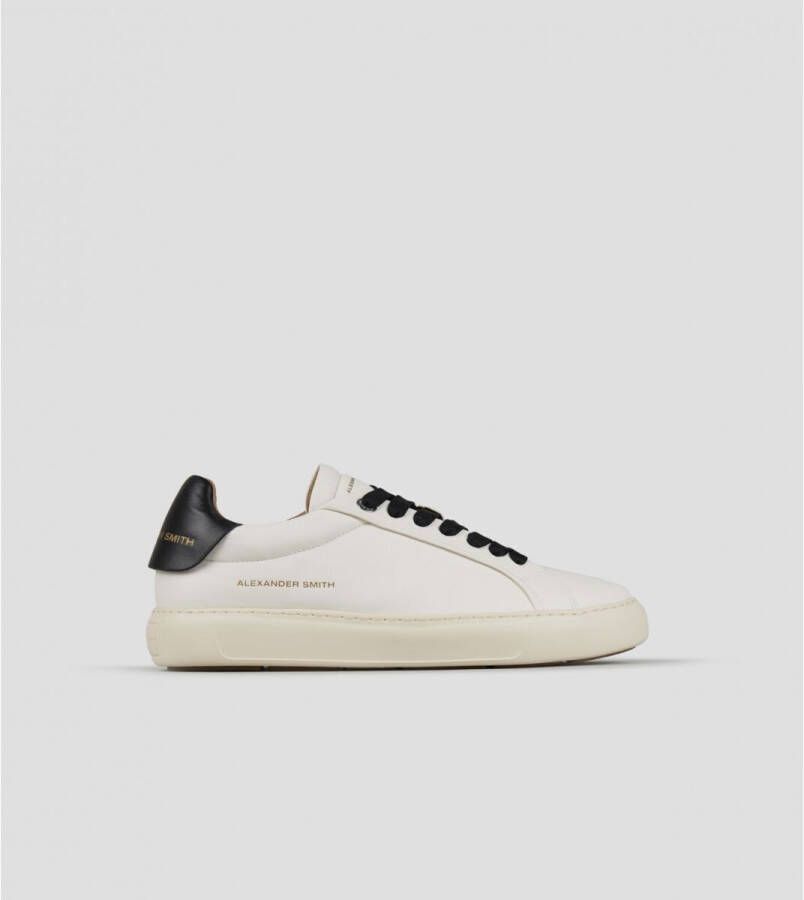 Alexander Smith Lage Sneakers SOHO ASBCSOM TWT-WBK WHITE BLACK