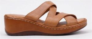 Amanda Sandalen NIAGARA