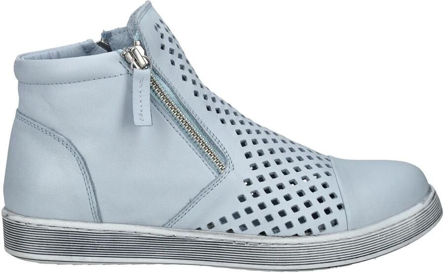 Andrea Conti Enkellaarzen