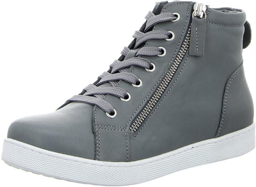 Andrea Conti Laarzen