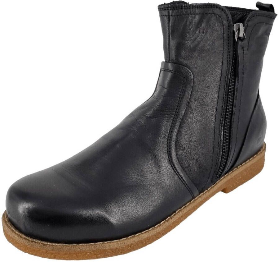 Andrea Conti Laarzen